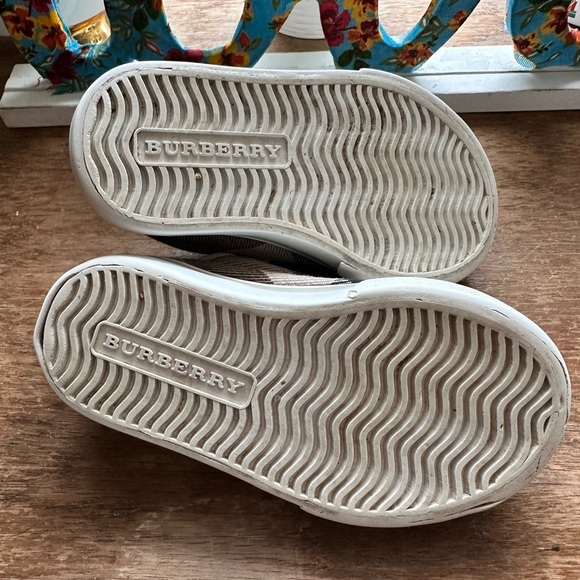 Authentic Check Cotton Burberry Baby shoes sneakers Unisex Size 23 - Picture 7 of 7